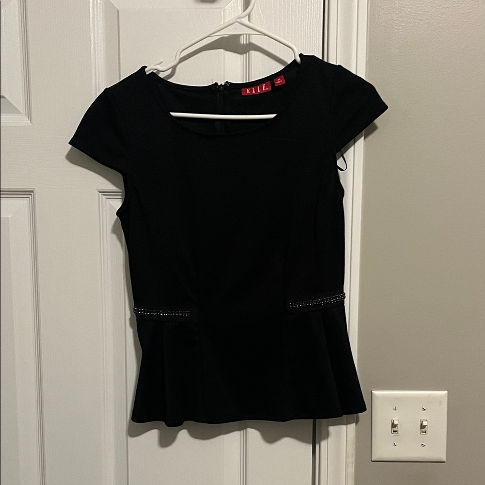 Elle Black Cap Sleeve Top - Picture 2 of 4